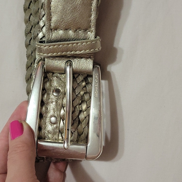 Michael Kors belt - Picture 2 of 6